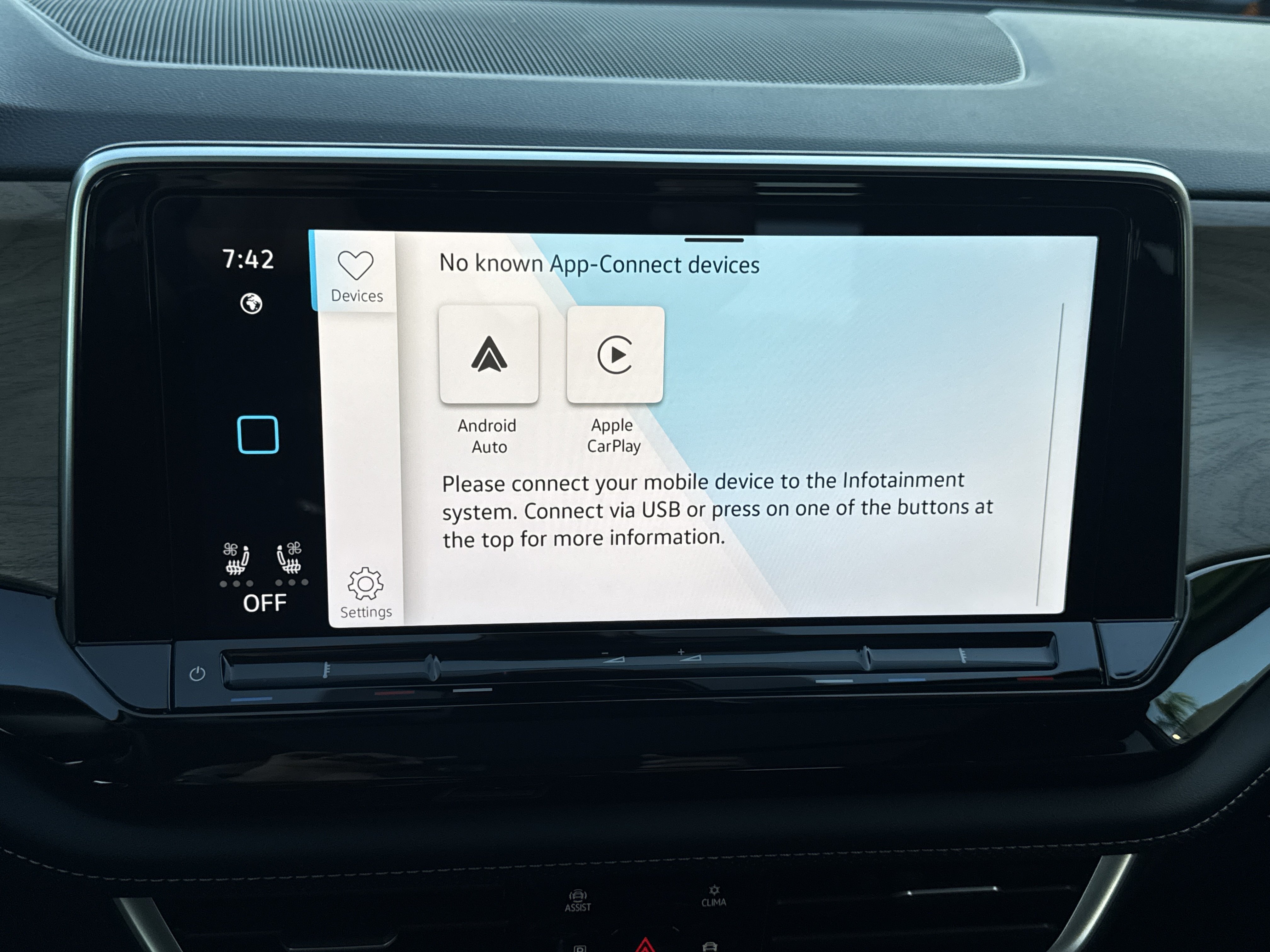 Used 2026 Volkswagen Atlas SE FWD image 23