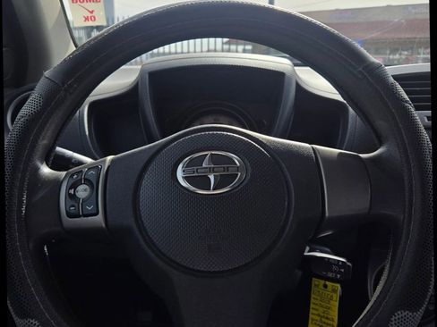 Used 2013 Scion xD image 19