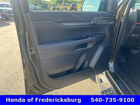 Used 2025 Ford Ranger Raptor AWD/4WD image 10