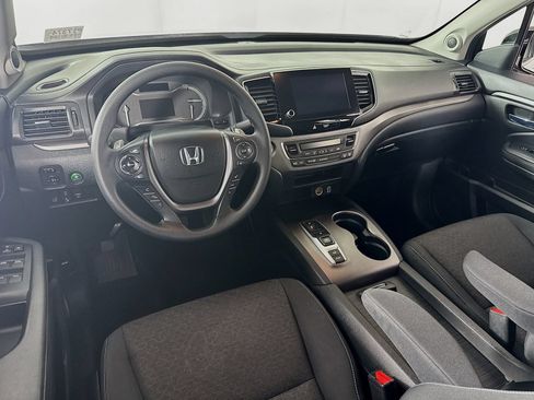 Used 2023 Honda Ridgeline Sport image 18