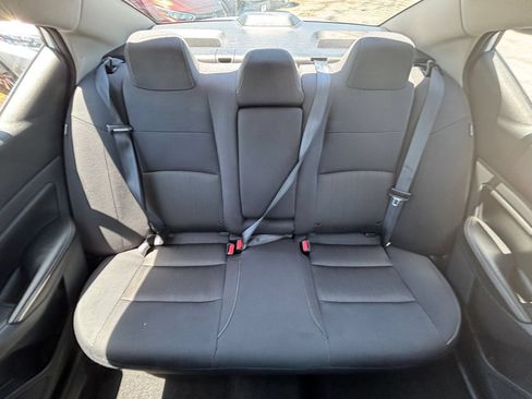Used 2025 Nissan Altima 2.5 SV FWD image 38