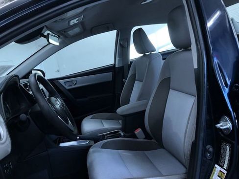Used 2019 Toyota Corolla LE image 18