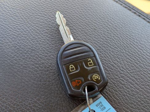 Used 2012 Ford F150 Lariat w/ Lariat Plus Pkg image 32