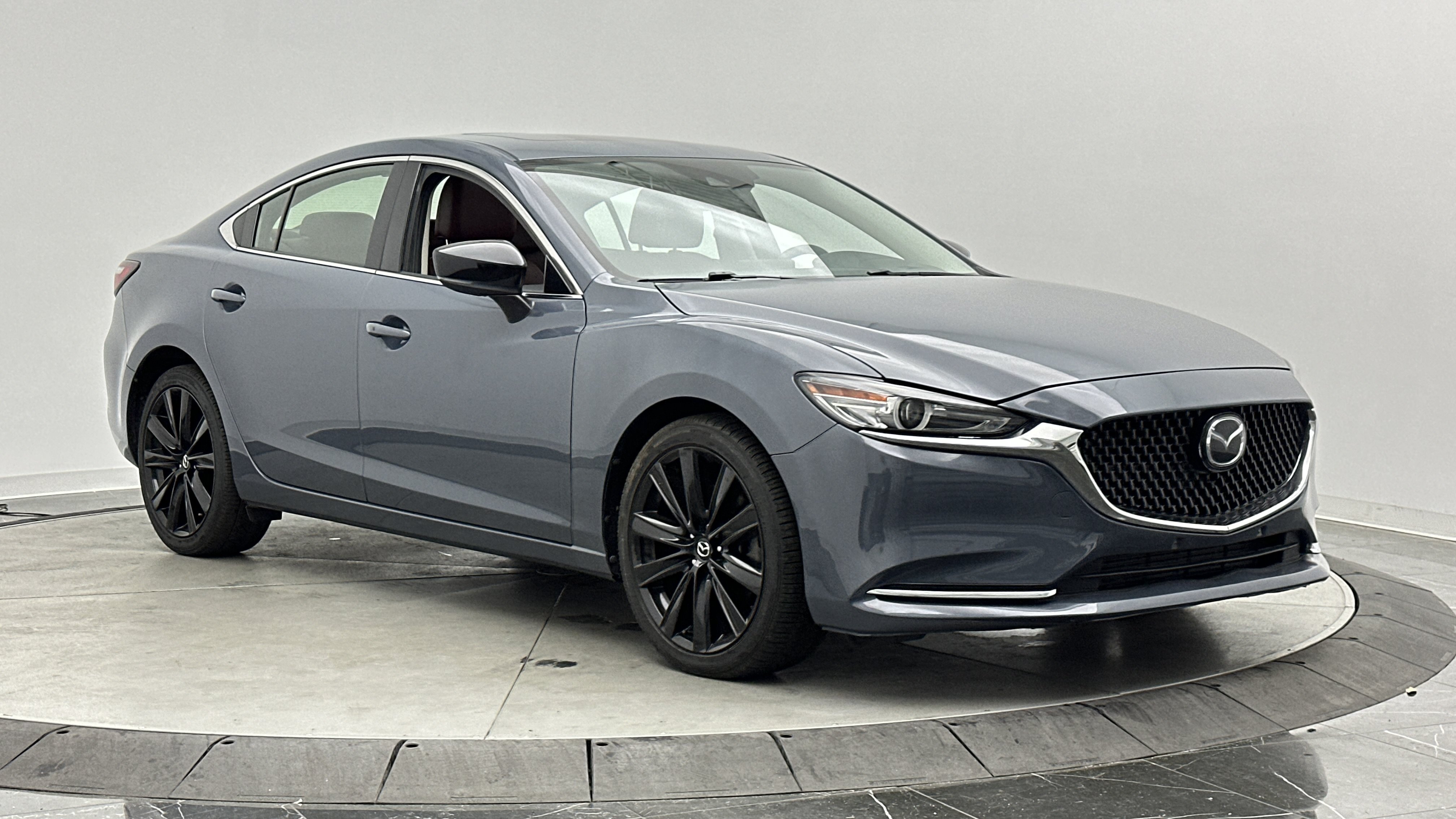 Used 2021 MAZDA MAZDA6 Carbon Edition FWD image 3