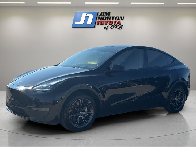 Used 2024 Tesla Model Y Long Range AWD/4WD image 1