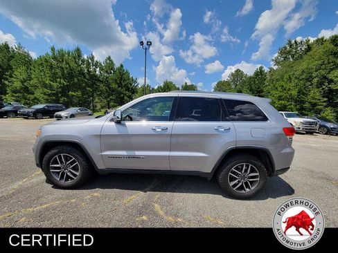 Used 2019 Jeep Grand Cherokee Limited RWD image 3
