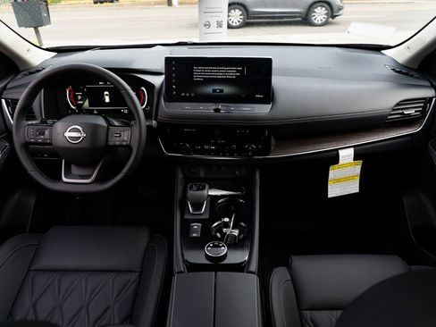 New 2026 Nissan Rogue Platinum w/ Platinum Premium Package image 8