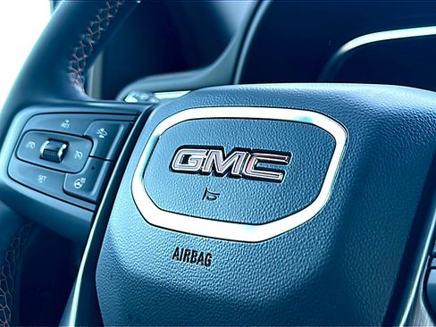 Used 2023 GMC Yukon AT4 w/ Max Trailering Package image 32