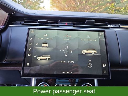 Used 2023 Land Rover Range Rover Long Wheelbase SE image 18