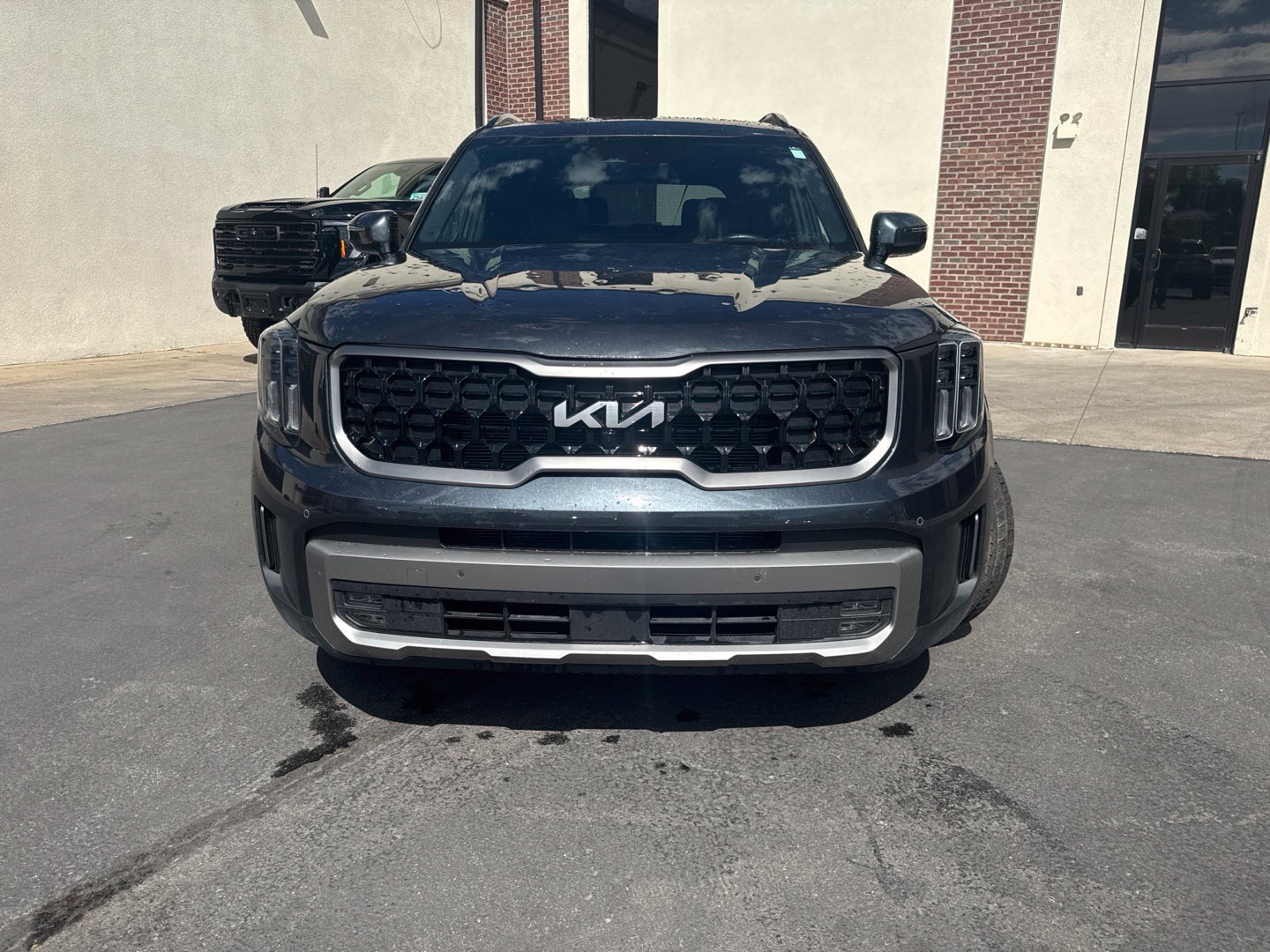 Used 2023 Kia Telluride SX Prestige X-Line AWD/4WD image 3