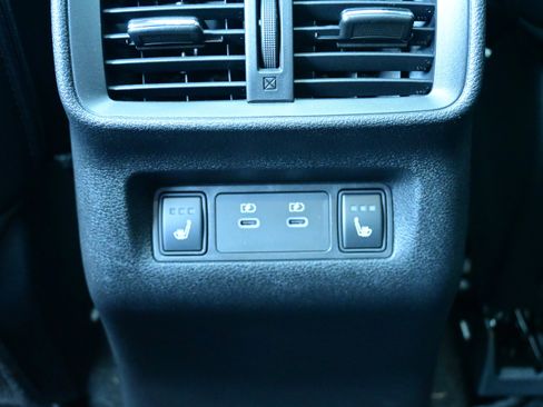 Certified 2025 Nissan Murano Platinum w/ Cargo Package image 16