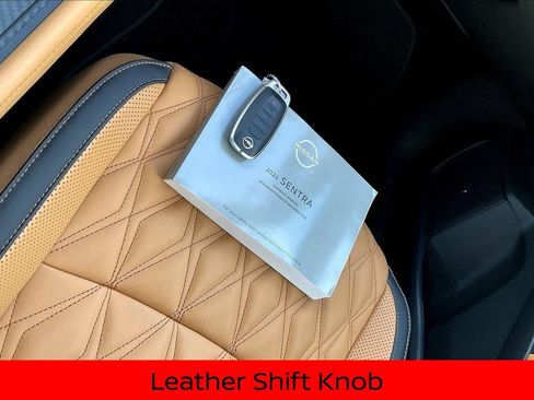 Used 2024 Nissan Sentra SV w/ SV Premium Package image 19