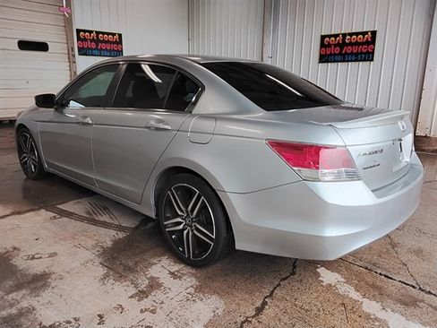 Used 2009 Honda Accord LX-P image 6