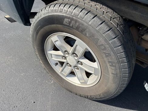 Used 2011 GMC Sierra 1500 SLE w/ Power Tech Package image 17