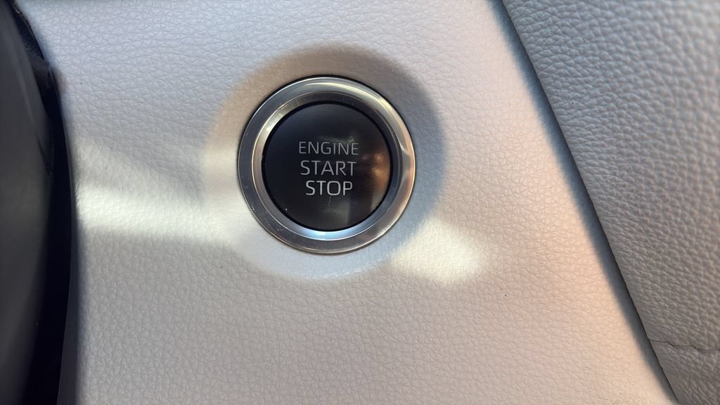 Used 2024 Toyota Corolla SE FWD image 22