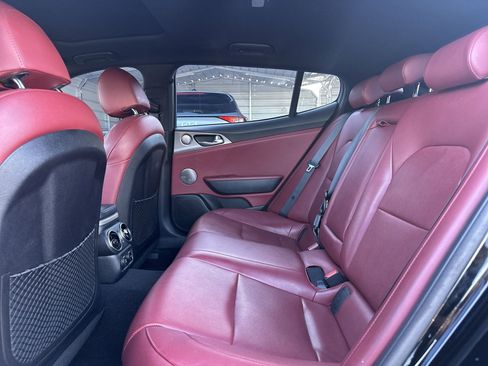 Used 2020 Kia Stinger GT1 RWD image 24