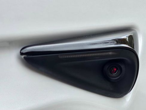 Used 2024 Tesla Model X Plaid image 31