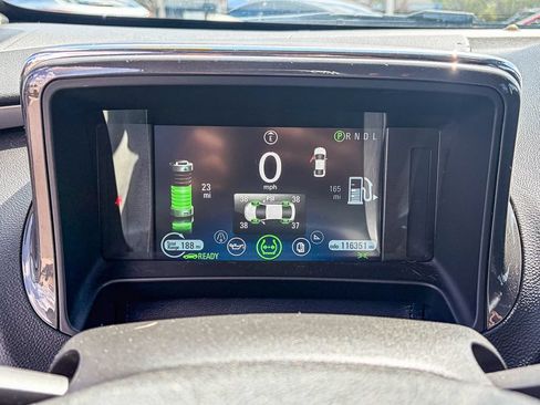 Used 2014 Chevrolet Volt FWD image 10