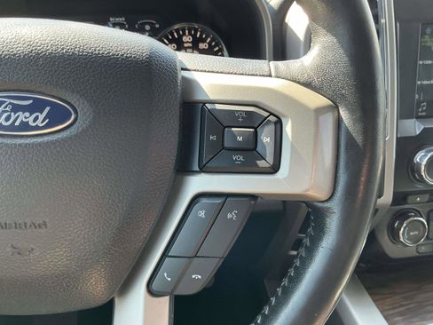 Used 2018 Ford F150 Lariat image 18