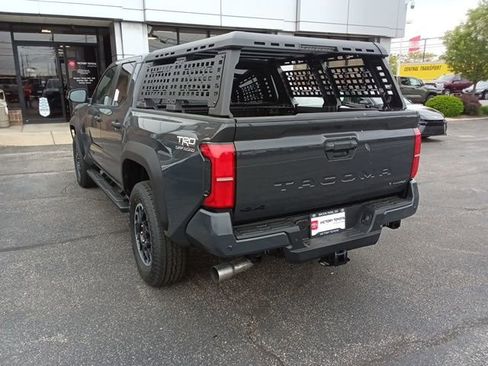 New 2025 Toyota Tacoma TRD Off-Road AWD/4WD image 6