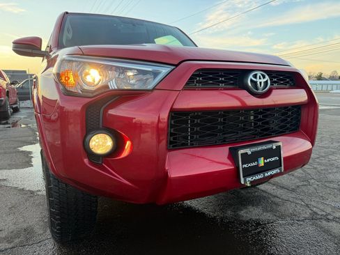 Used 2015 Toyota 4Runner SR5 image 17