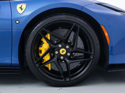 Certified 2023 Ferrari F8 Tributo RWD image 38