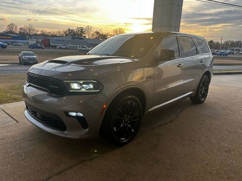 Used 2021 Dodge Durango R/T w/ Technology Group image 2