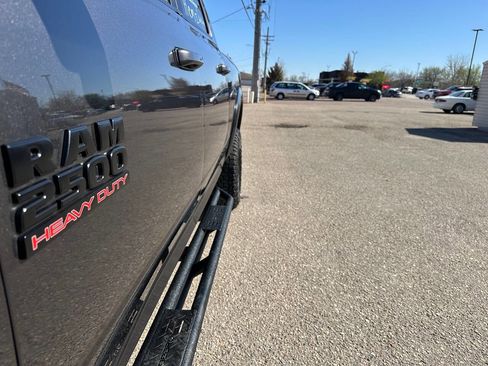 Used 2018 RAM 2500 Power Wagon w/ Leather & Luxury Group AWD/4WD image 17