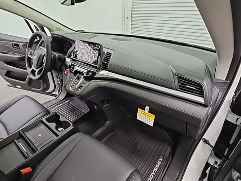 New 2026 Honda Odyssey EX-L image 38