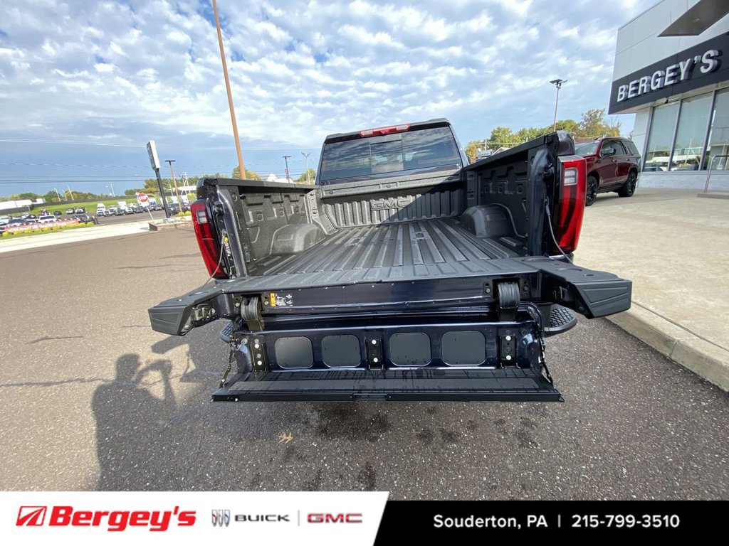 New 2026 GMC Sierra 3500 Denali w/ Denali Reserve Package AWD/4WD image 28