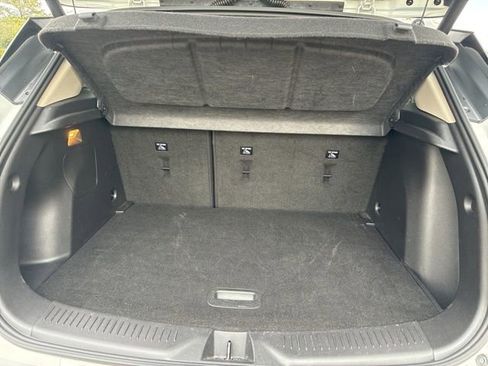 Used 2022 Buick Encore GX Select w/ Sport Touring Package image 16