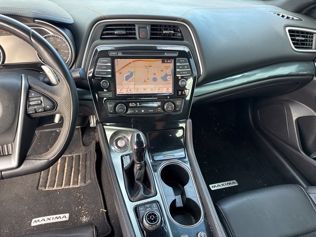 Used 2020 Nissan Maxima SR w/ Sport Mat Group FWD image 8