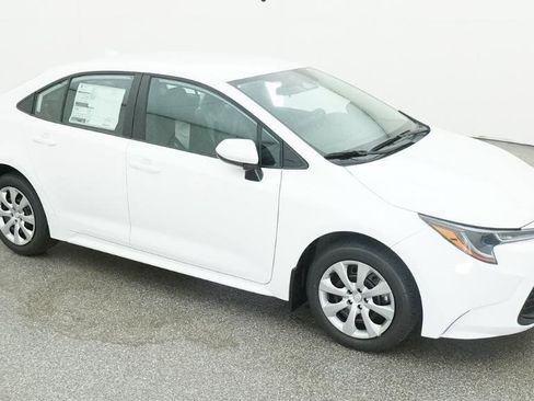 New 2026 Toyota Corolla LE image 4