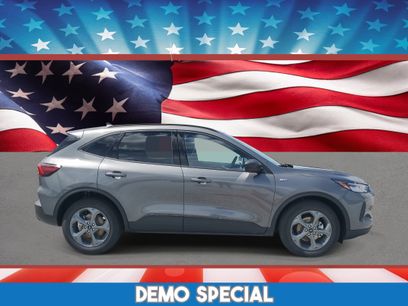 New 2025 Ford Escape ST-Line w/ Equipment Group 301A