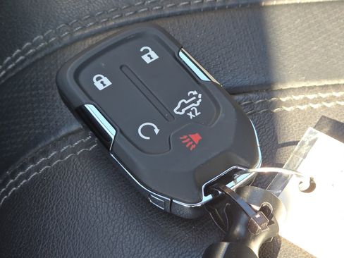 Used 2019 Chevrolet Silverado 1500 High Country w/ Technology Package image 47