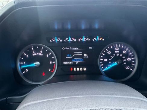 Used 2019 Ford Expedition XLT image 11