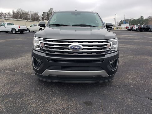 Used 2021 Ford Expedition XLT image 7