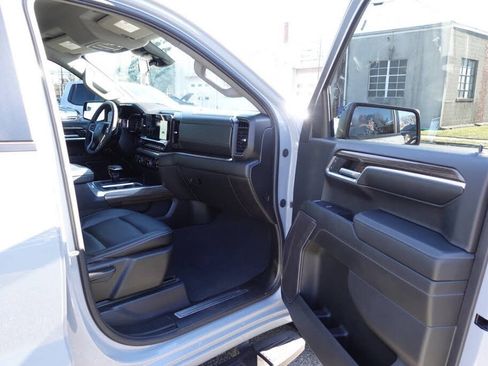 Used 2024 Chevrolet Silverado 1500 RST w/ Protection Package AWD/4WD image 27