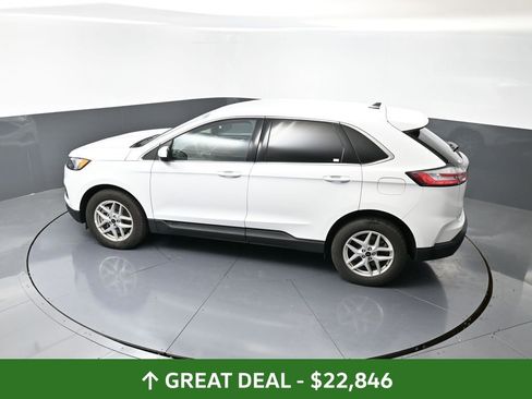 Used 2024 Ford Edge SEL image 47