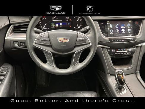 Used 2018 Cadillac XT5 Luxury w/ Driver Awareness Package image 10
