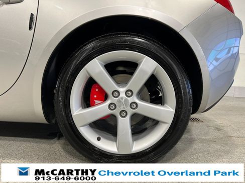 Used 2006 Pontiac Solstice Convertible w/ Premium Package image 26