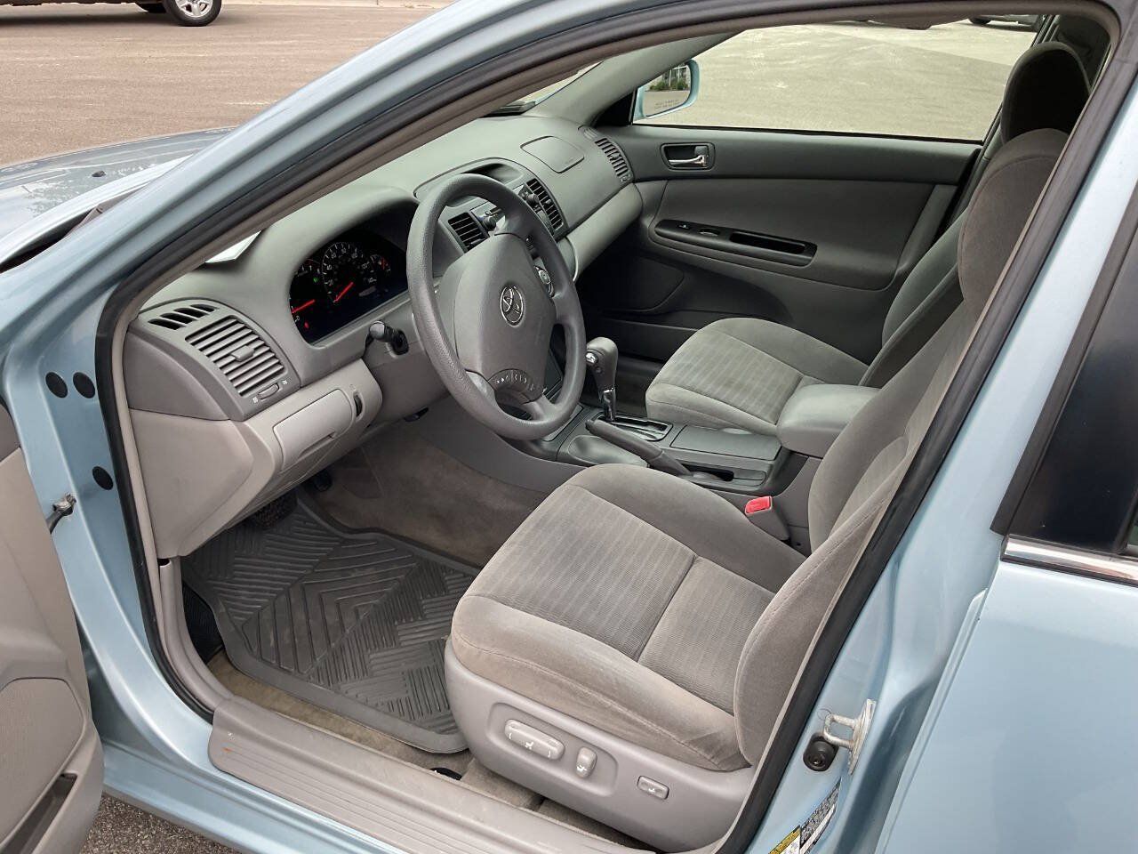 Used 2005 Toyota Camry FWD image 14