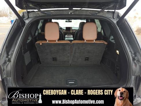 Used 2023 Lincoln Aviator Reserve w/ Equipment Group 201A AWD/4WD image 30