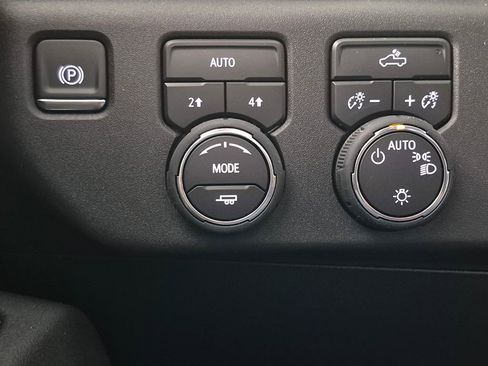 New 2026 Chevrolet Silverado 1500 LT image 16