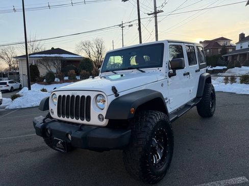 Used 2017 Jeep Wrangler Unlimited Sport w/ Quick Order Package 24S image 3