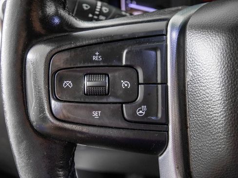 Used 2022 GMC Sierra 1500 SLE image 17