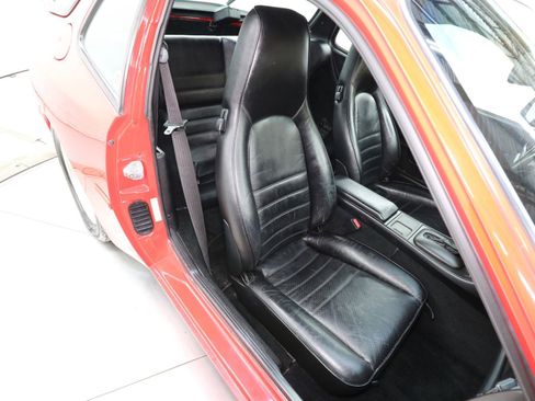 Used 1986 Porsche 944 Coupe image 24