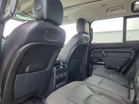 Used 2020 Land Rover Defender 110 S AWD/4WD image 9