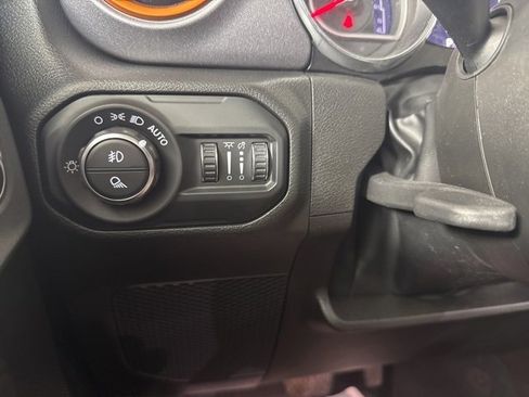 Used 2022 Jeep Gladiator Mojave w/ LED Lighting Group image 19