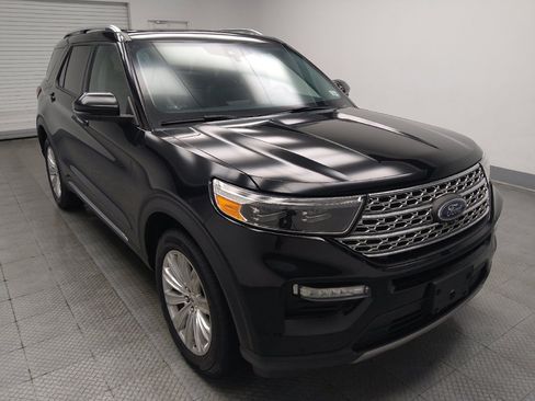 Used 2021 Ford Explorer Limited w/ Equipment Group 301A AWD/4WD image 13